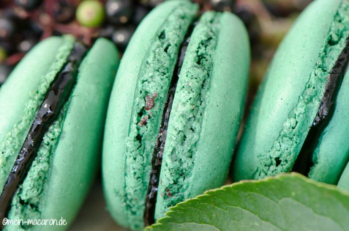 Macarons mit Holunder-Konfituere.