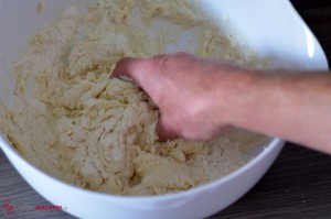 Der Teig für Bienenstich.