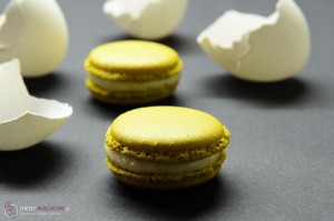 Macarons mit Eierlikör-Mousse.