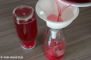 Rezept und Anleitung für Fliederblütensirup. Sirup aus Fliederblüten.