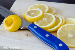 Rezept und Anleitung für Fliederblütensirup. Sirup aus Fliederblüten.