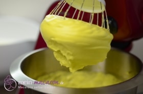 Franzoesische Meringue fuer Macarons