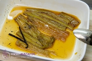 Gebackener Rhabarber mit Vanille.