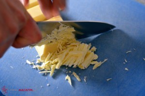 Haselnuss-Ganache, Schritt 1 Kuvertüre hacken