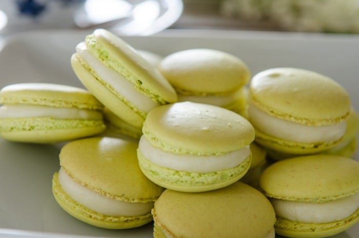 Macarons mit Holunderblüten-Ganache