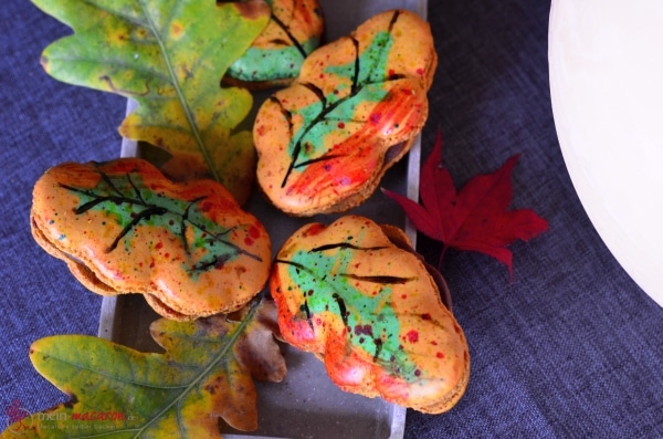 Macarons mit Schoko-Punsch-Ganache.