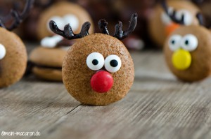 Macarons Rentier Rudolph Rudolph the red nosed reindeer.