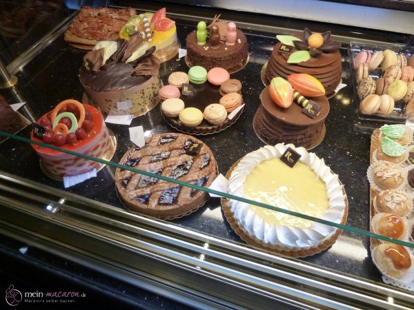 Schaufenster der Pâtisserie Riss in Straßburg.