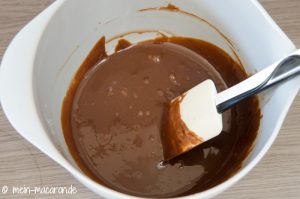 Rezept Ganache mit Vollmilchkuvertüre und Vanille.