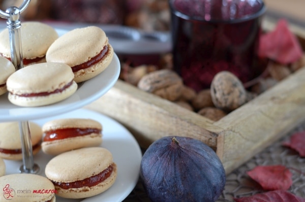 Walnuss-Macarons mit Feigenmarmelade