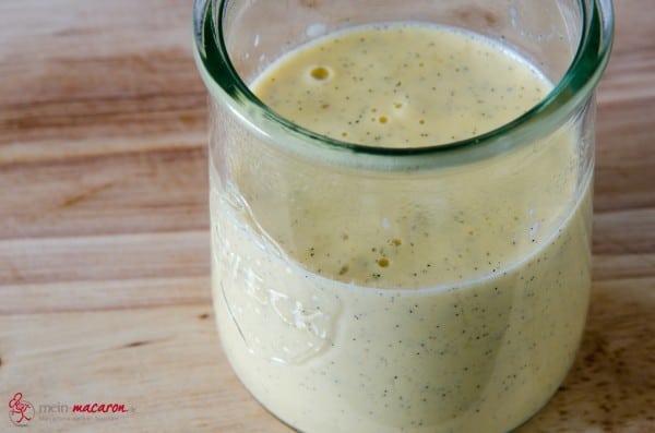 Englische Creme für einen Trifle Englische Creme für einen Trifle