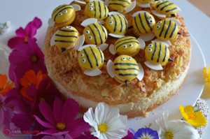 Bienenstich mit Vanillecreme